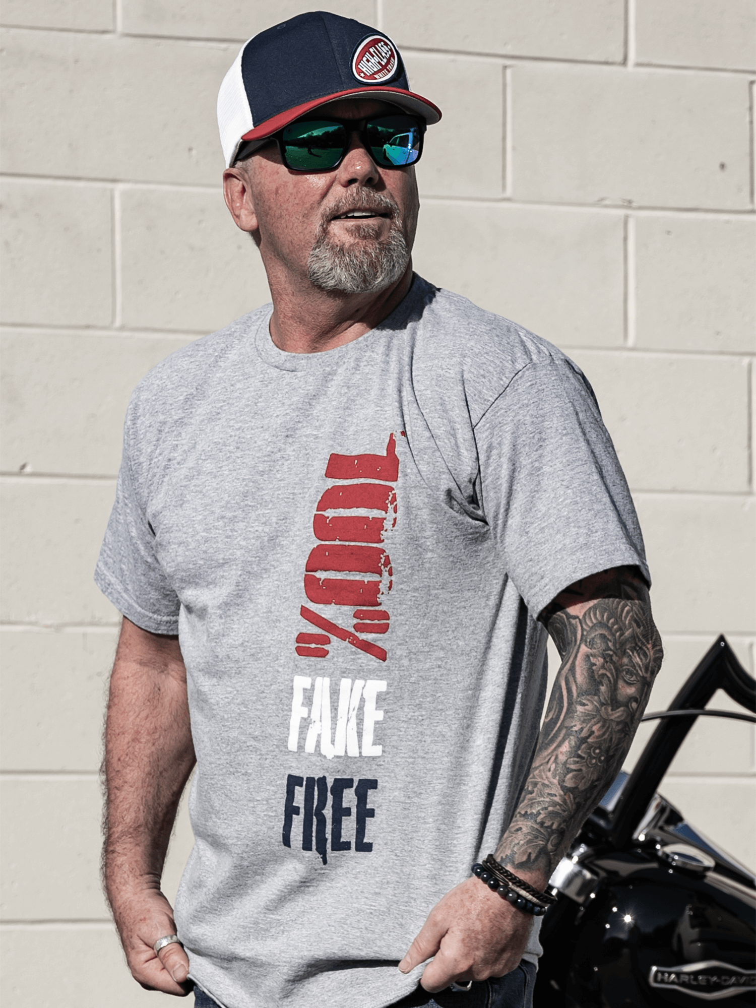 100% FAKE FREE Tee - 01